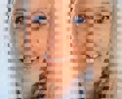 Laura Porter Great Vibes