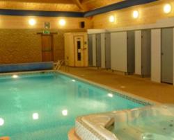 Lincoln Farm Park Pool.jpg