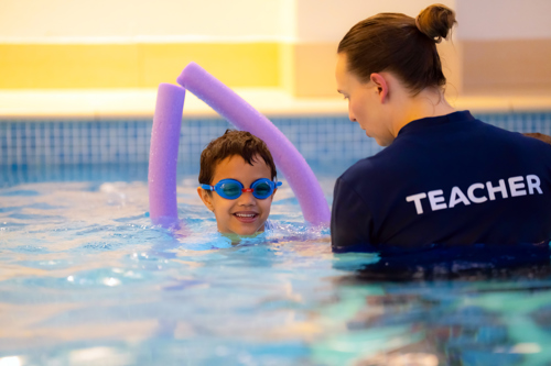 Swimming lessons Hounslow