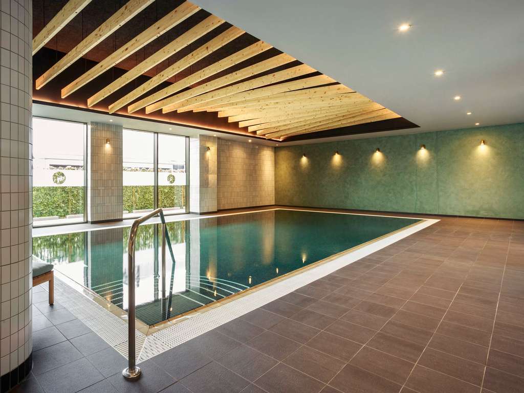 Novotel Pool Photo